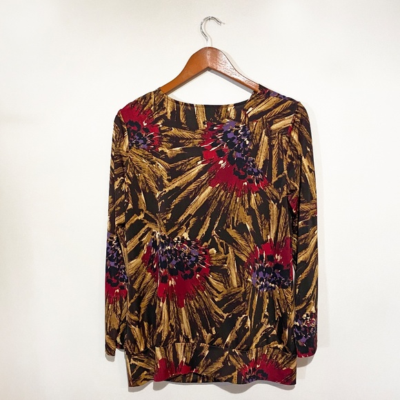 3/$25✨ DANA BUCHMAN COWL NECK ABSTRACT JERSEY TOP - Picture 2 of 4